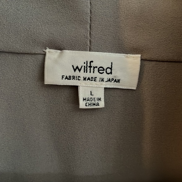 Faux collared chiffon shirt L - Picture 2 of 3